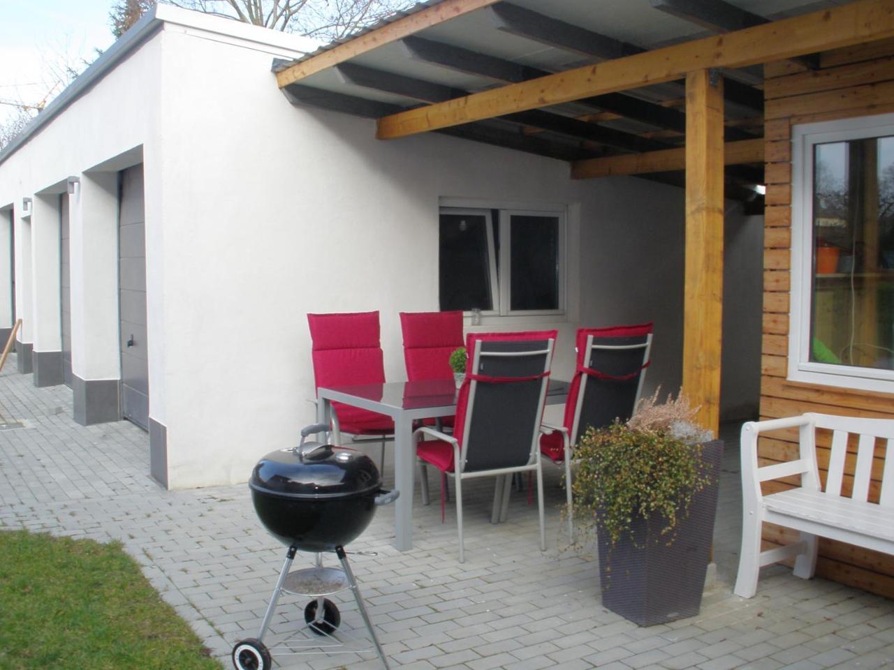 Ferienwohnungen Flora Bad Windsheim Luaran gambar